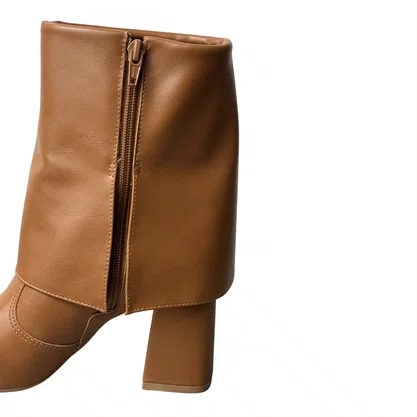 Bota Offline Feminina Caramel Salto Bloco 