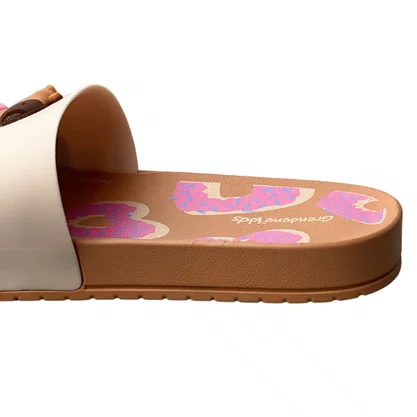 Chinelo Grendene Infantil Feminino Marrom Capivara 