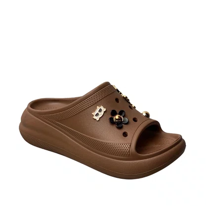 Crocs Aberto Yvate Feminino Marrom Acompanha Acessórios