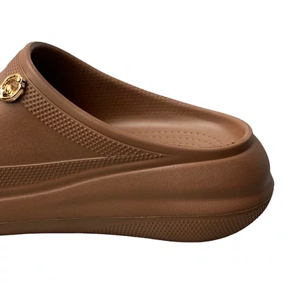 Crocs Aberto Yvate Feminino Marrom Acompanha Acessórios