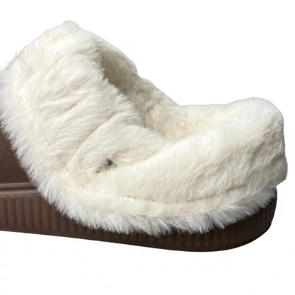 Crocs Moleca Feminina Chocolate Peluciada 