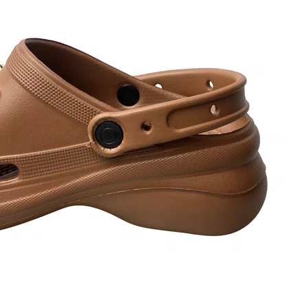 Crocs Nuvem Feminino Marrom  Acompanha Acessórios 