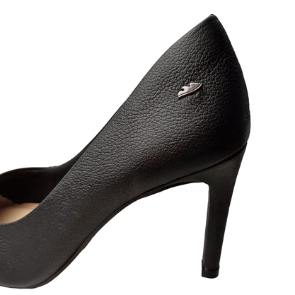 Scarpin Dakota Feminino Preto Couro 