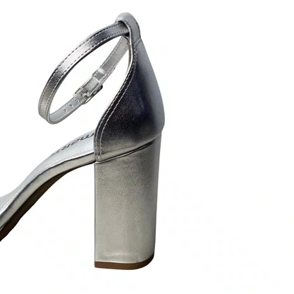 Sandália Via Marte Feminina Prata Fecho Fivela 