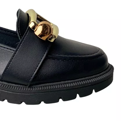 Sapato Beira Rio Feminino Preto Ferragem Dourada 
