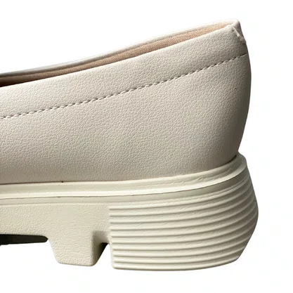 Sapato Modare Feminino Branco Off Ferragem Dourada 