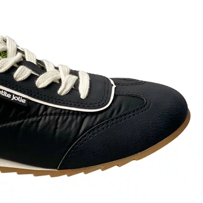 Tênis Petite Jolie Feminino Preto Cadarço 