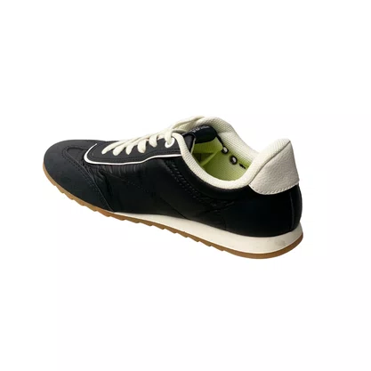 Tênis Petite Jolie Feminino Preto Cadarço 