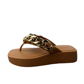  Tamanco Petite Jolie Feminina Doce De Leite Corrente Dourada 