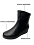 Bota Mooncity fem. cano baixo peluciada preto 