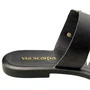 Rasteirinha Via Scarpa Feminino Preto Fivelas Douradas